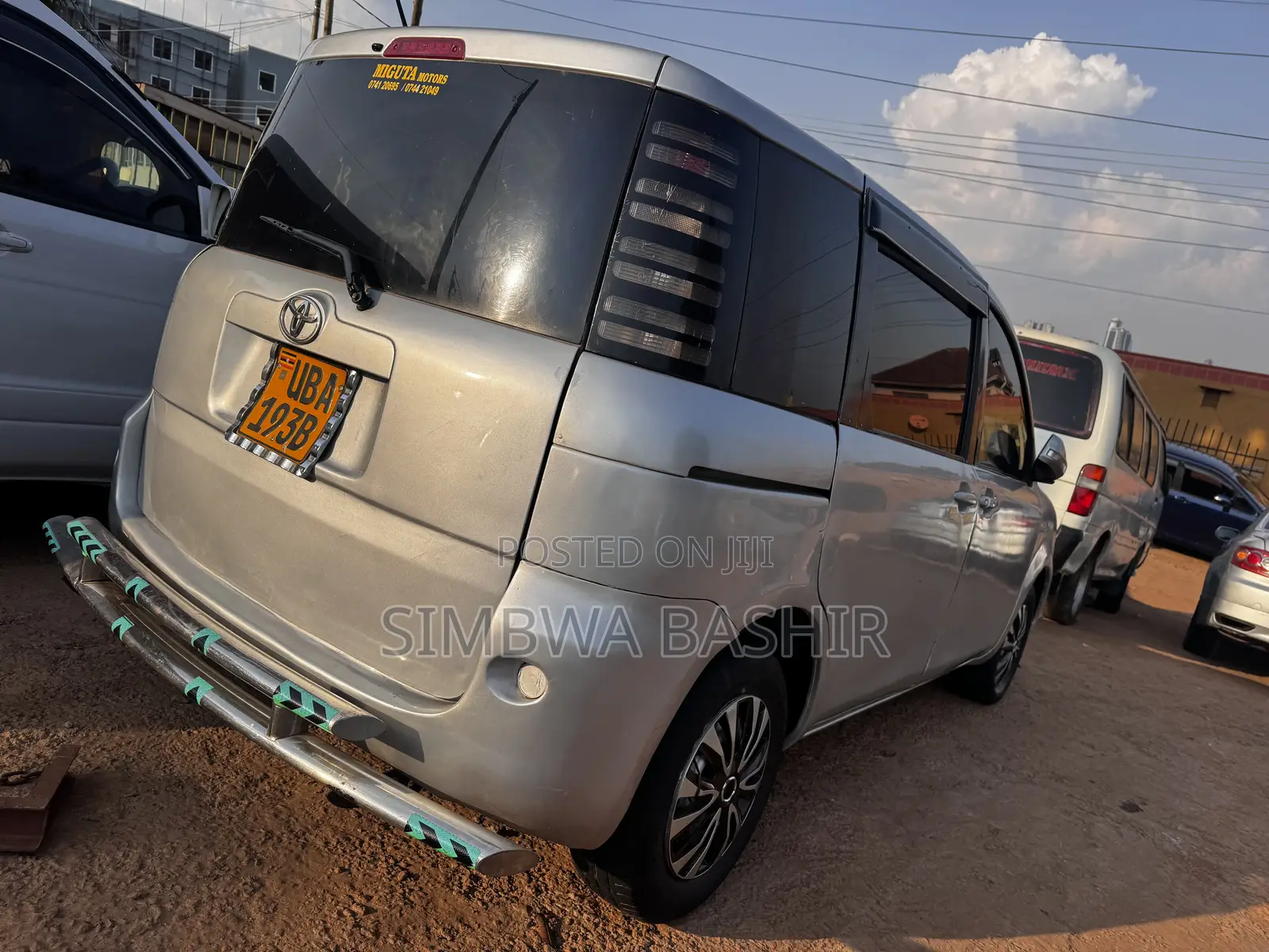 Toyota Sienta 2006 Silver