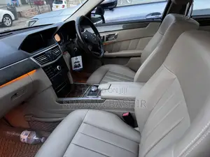 Mercedes-Benz E300 2010 Black