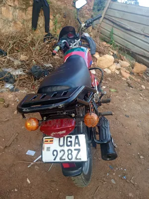 Bajaj CT 125X 2023 Red
