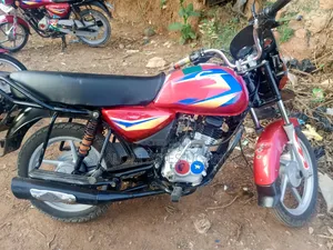 Bajaj CT 125X 2023 Red