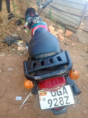 Bajaj CT 125X 2023 Red