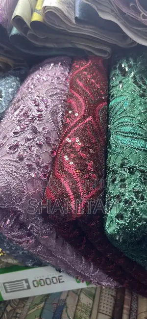 Gomesi Materials