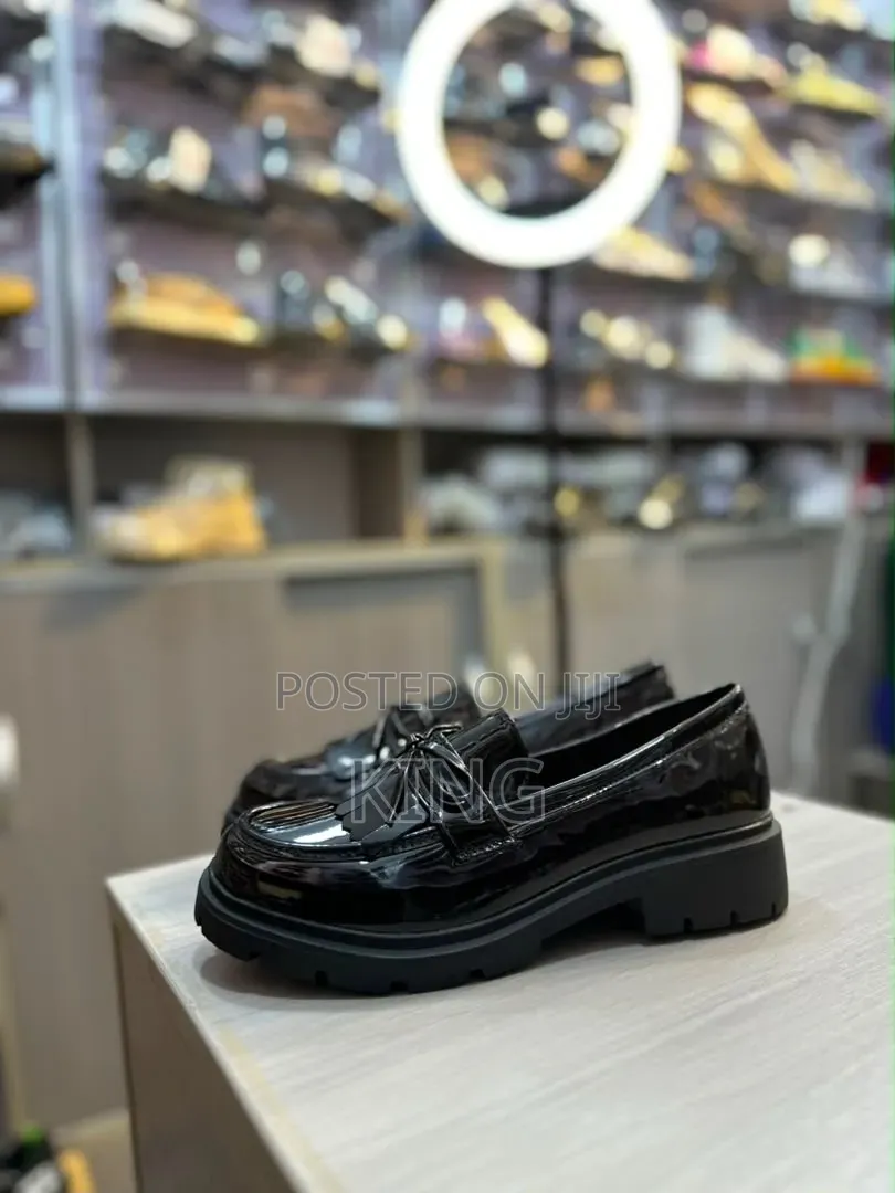 Stylish Black Patent Platform Loafers