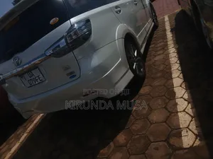 Toyota Wish 2013 White