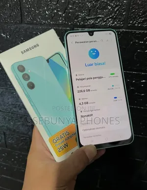 New Samsung Galaxy A16 5G 256 GB Green