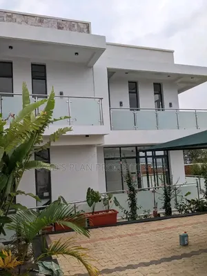 4bdrm Duplex in Munyonyo Estate, Central Division for rent