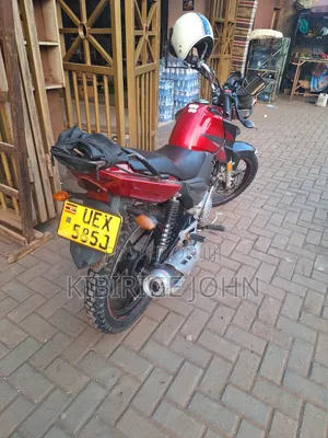 Yamaha YBR 125 Motobike