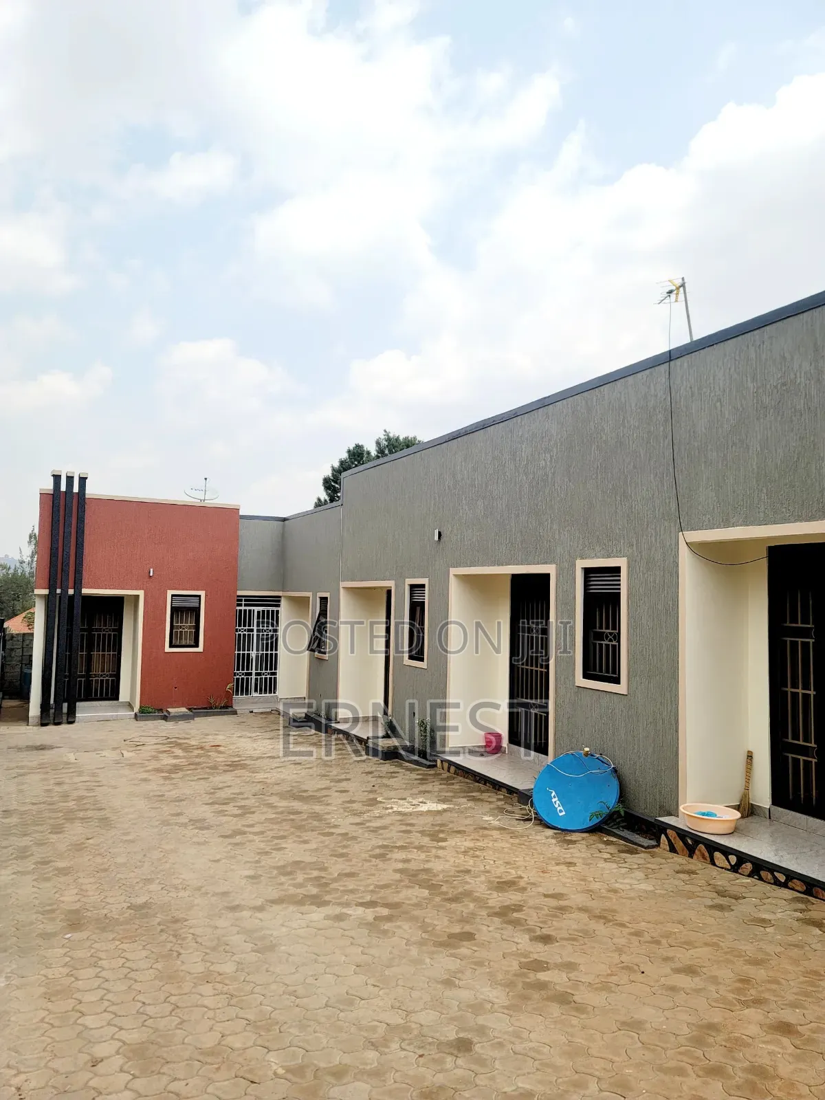 3bdrm House in Wakiso / Wakiso for sale