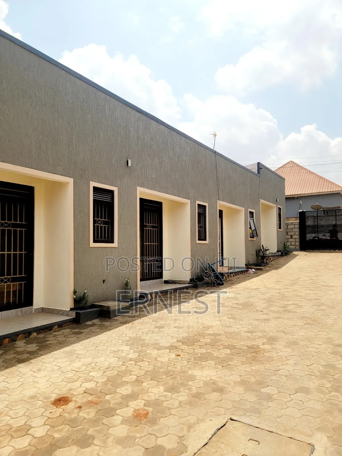 3bdrm House in Wakiso / Wakiso for sale