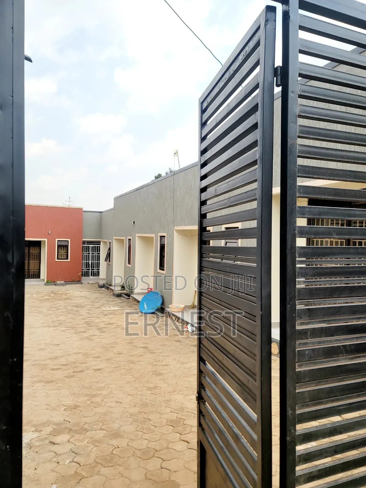 3bdrm House in Wakiso / Wakiso for sale