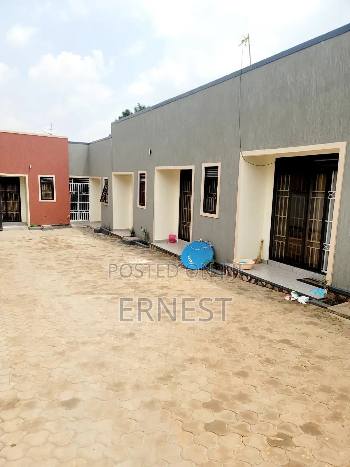 3bdrm House in Wakiso / Wakiso for sale