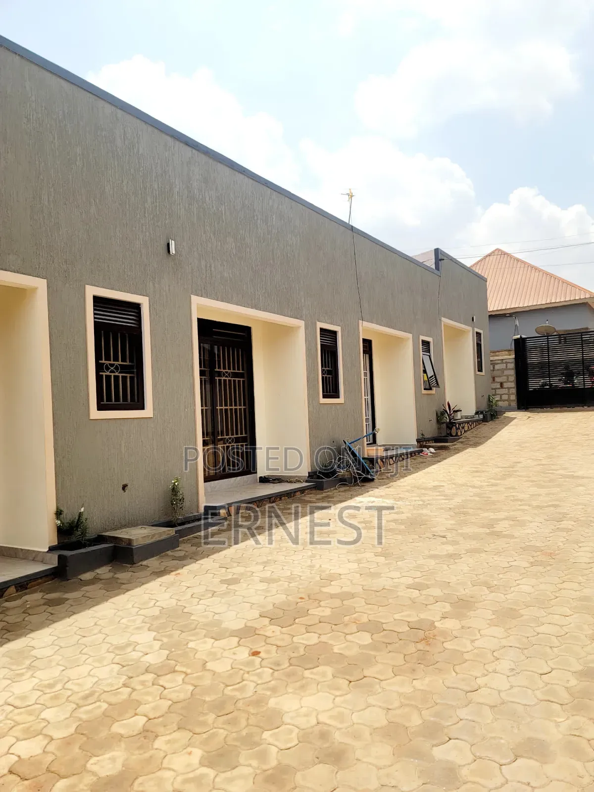3bdrm House in Wakiso / Wakiso for sale