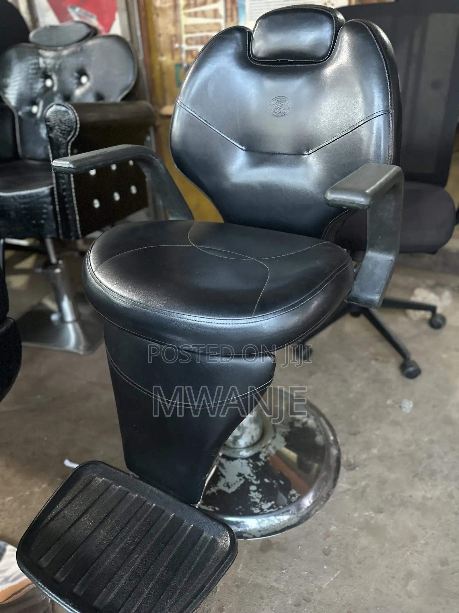 Biggest Barber Salon