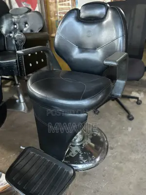 Biggest Barber Salon