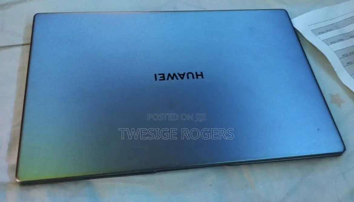 Laptop Huawei Matebook D 15 8GB Intel Core i3 SSD 256GB