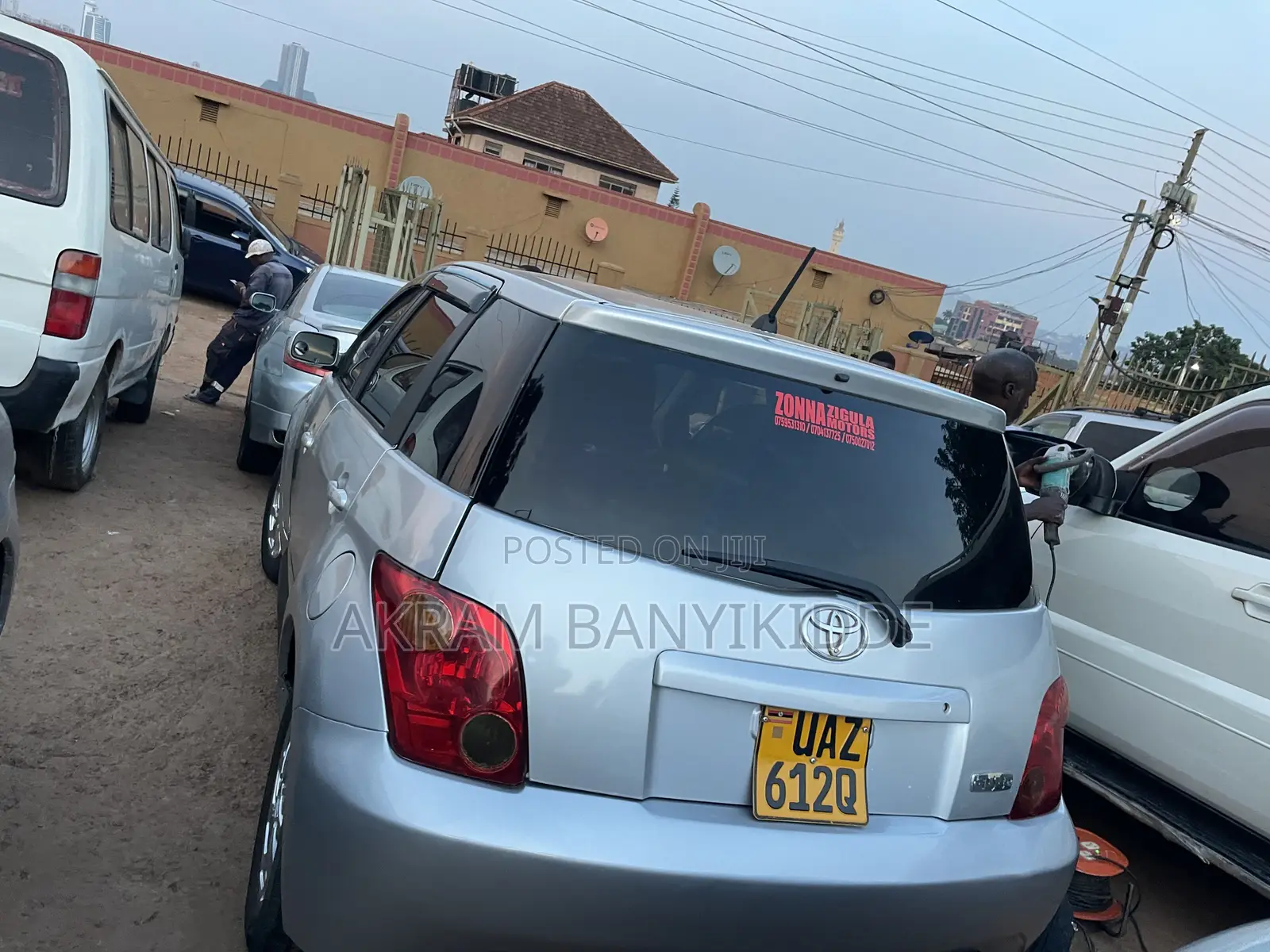 Toyota IST 2005 Silver
