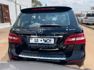 Mercedes-Benz M Class ML350 4dr SUV (3.5L 6cyl 7A) 2014 Black