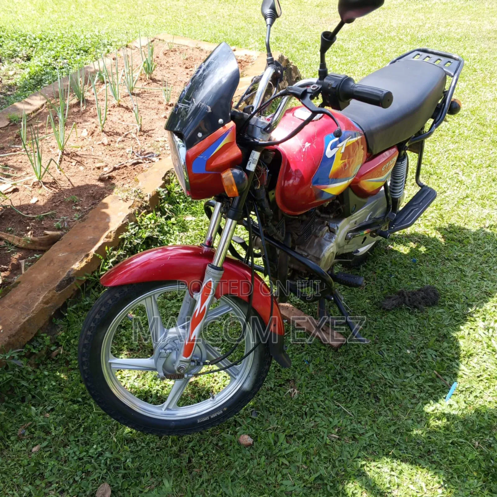 Bajaj Boxer 125 2023 Red