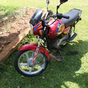 Bajaj Boxer 125 2023 Red