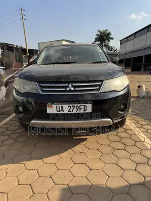 Mitsubishi Outlander SE 2011 Black