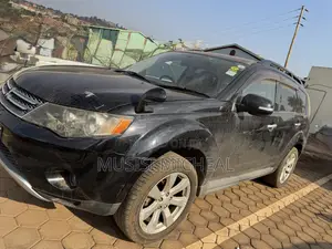 Mitsubishi Outlander SE 2011 Black