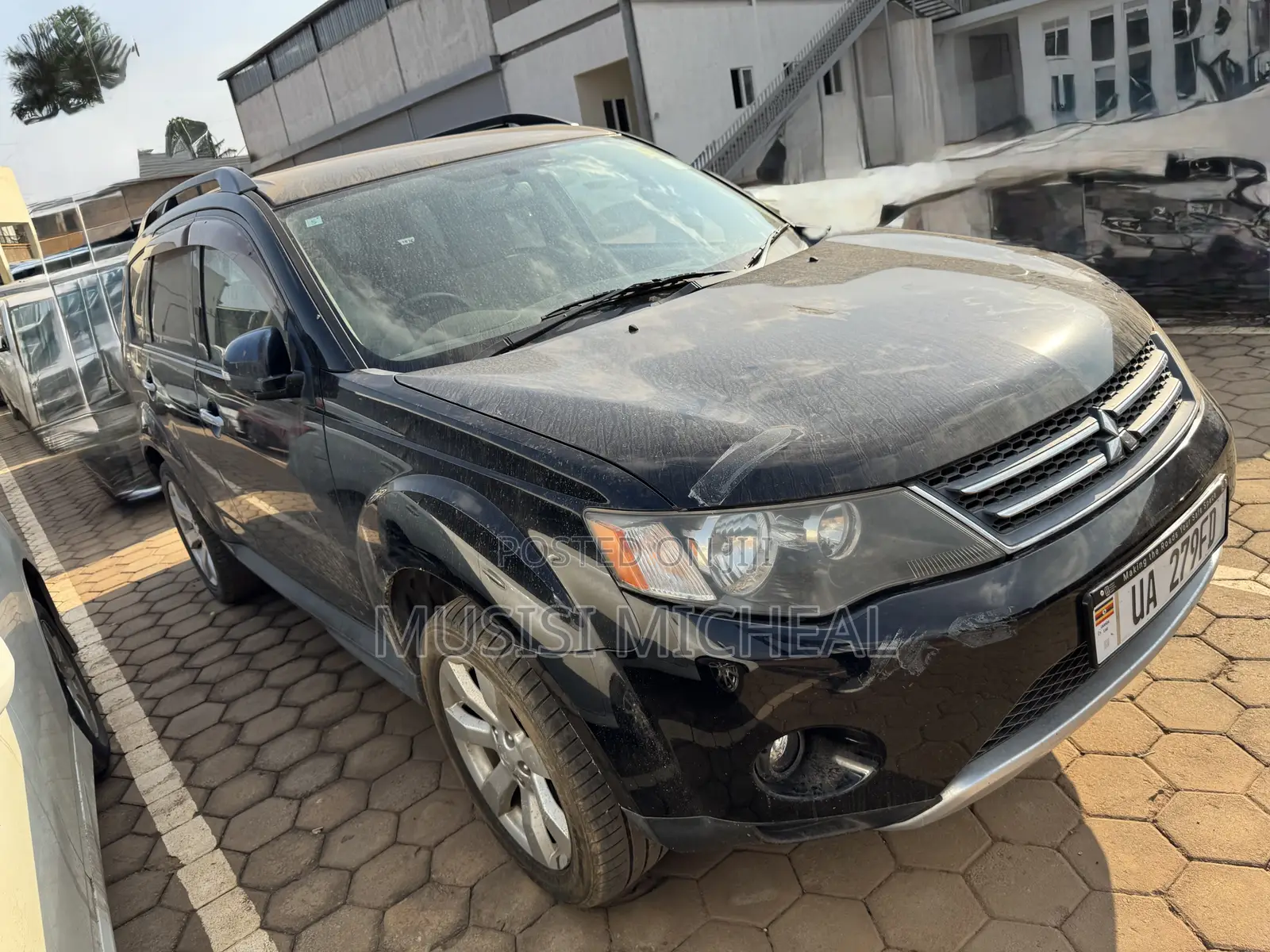 Mitsubishi Outlander SE 2011 Black