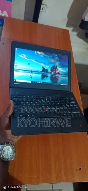 Laptop Lenovo ThinkPad X131e 6GB Intel HDD 160GB