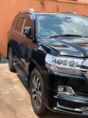 Toyota Land Cruiser Prado 2010 Matt Black