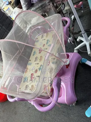 Baby Crib 337