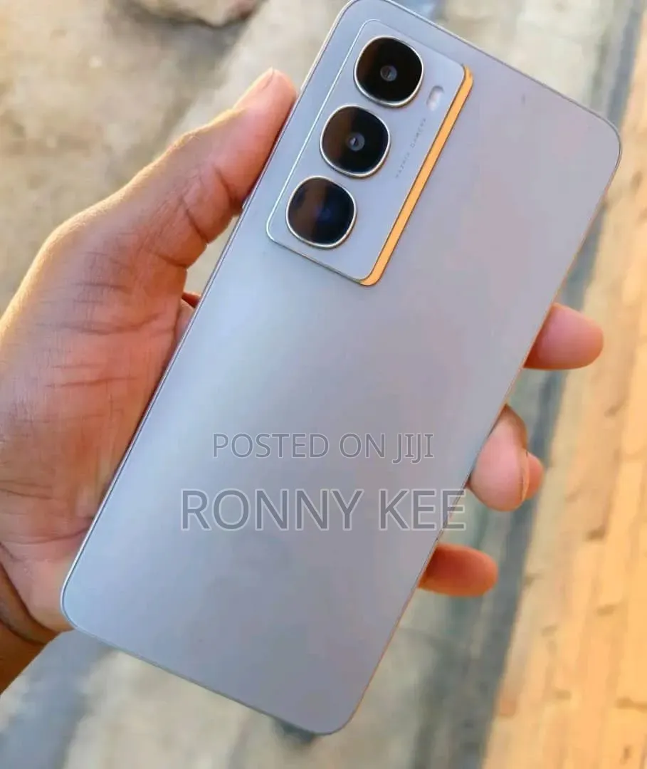 New Itel City 100 128 GB Gold