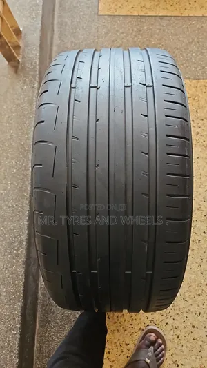 275 35 R19 Dunlop Not Common in the Market Bt We Have It in the Store