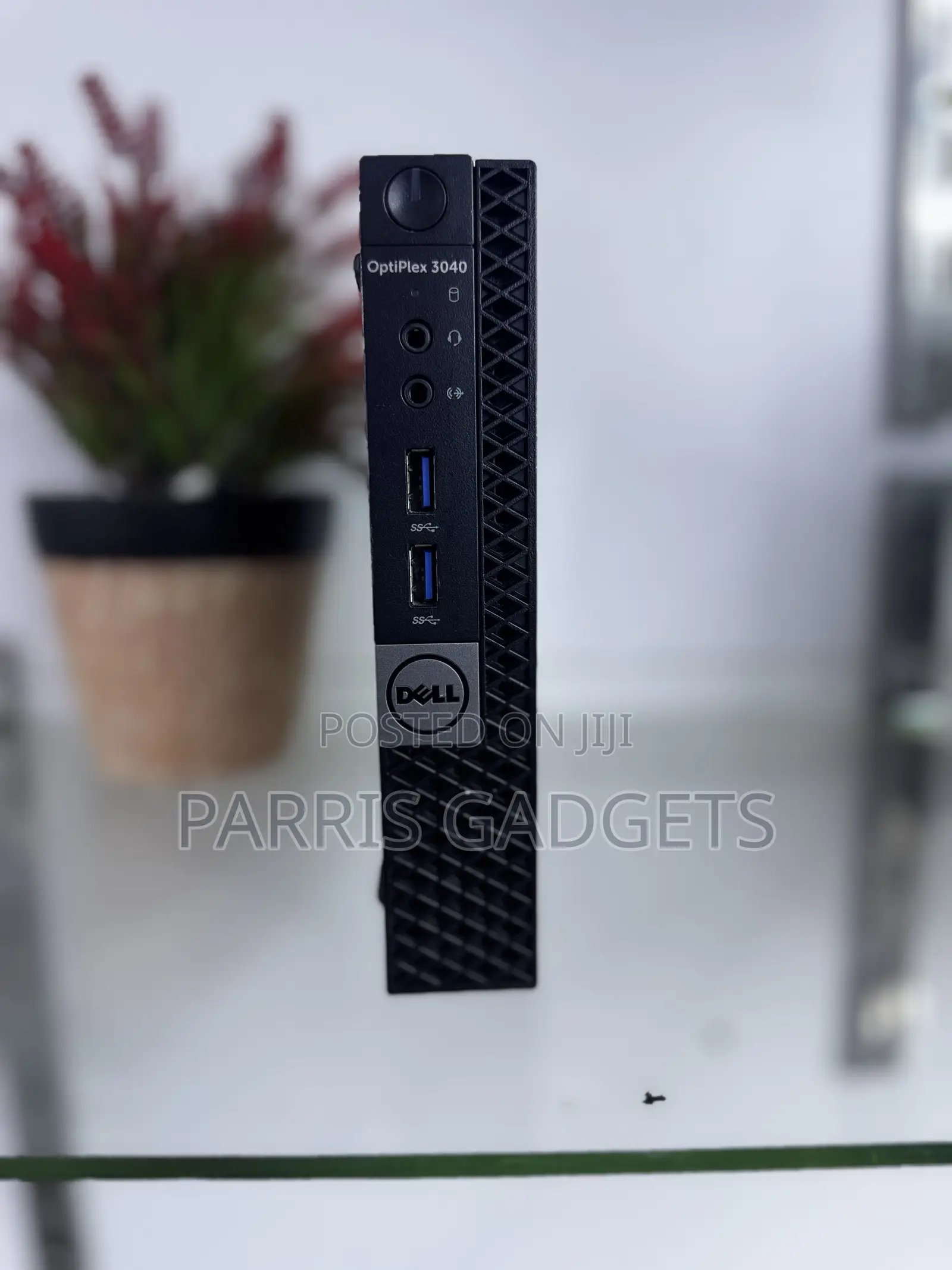 Desktop Computer Dell Optiplex 3040 8GB Intel Core i5 SSD 256GB