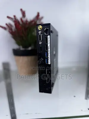 Desktop Computer Dell Optiplex 3040 8GB Intel Core i5 SSD 256GB