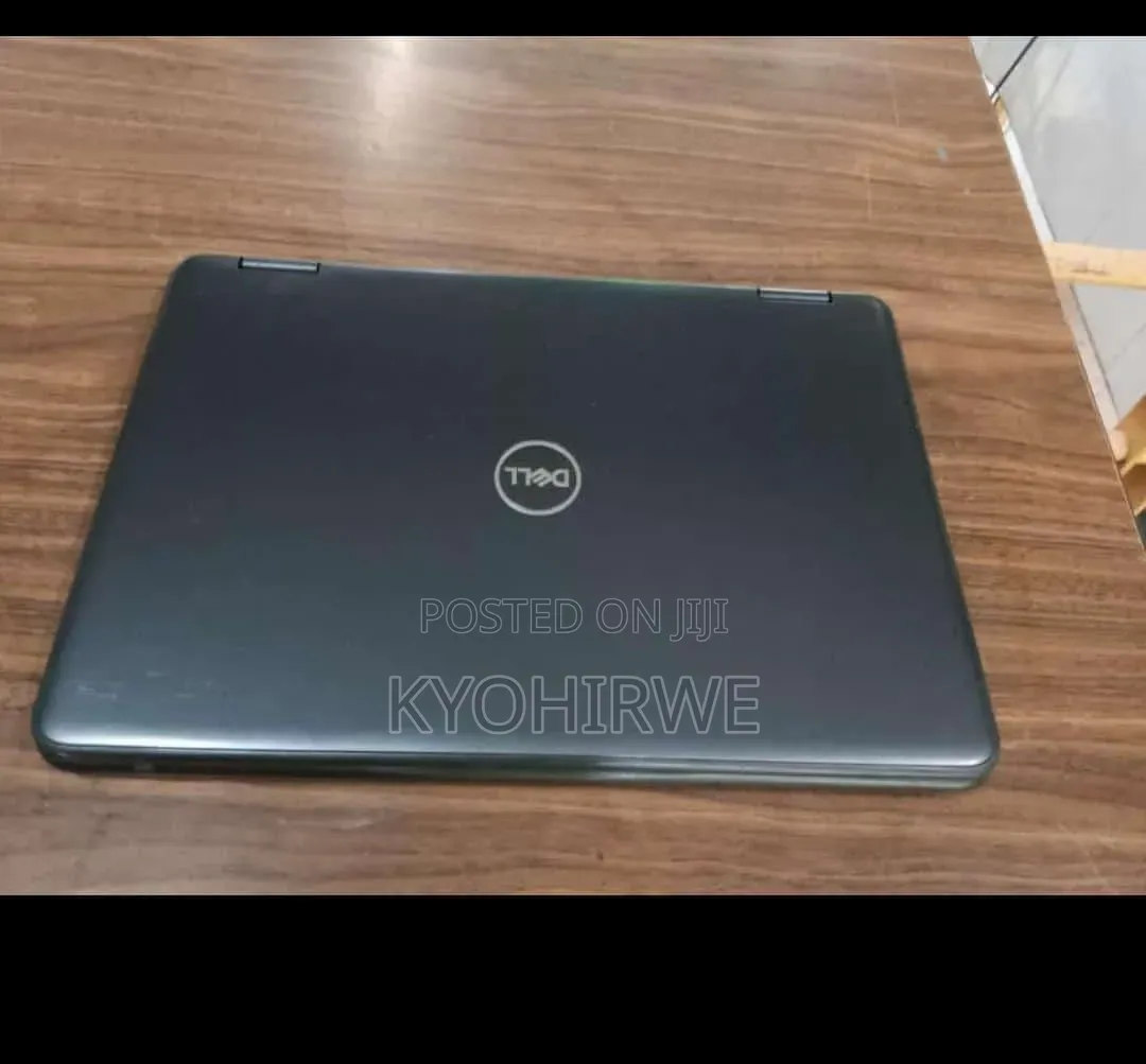 Laptop Dell Latitude 3390 4GB Intel SSD 128GB
