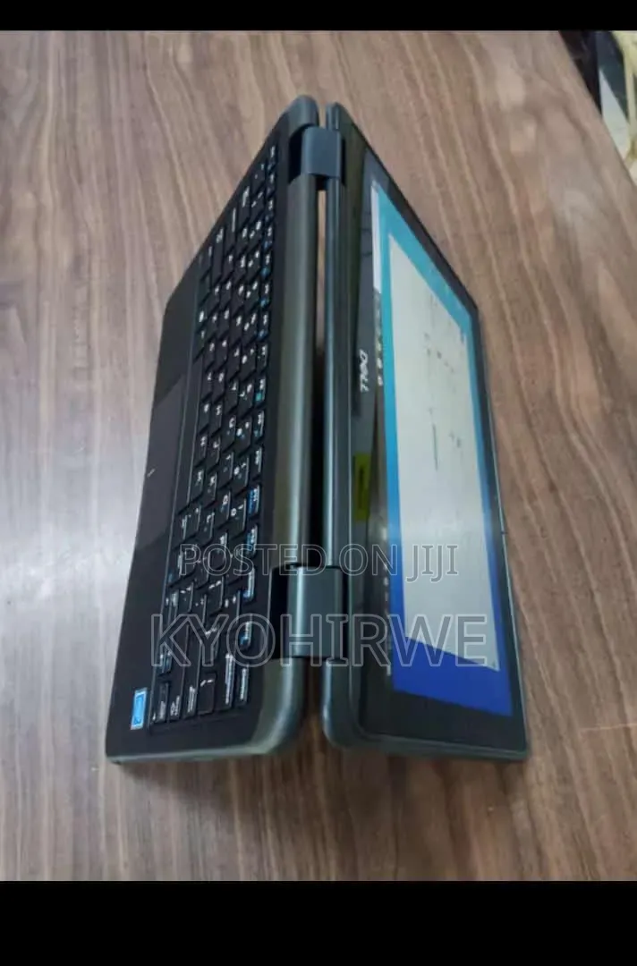 Laptop Dell Latitude 3390 4GB Intel SSD 128GB