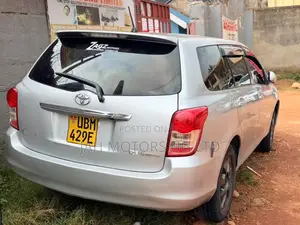 Toyota Corolla Fielder 1.5 Petrol FWD 2010 Silver