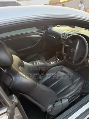 Mercedes-Benz CLK 2005 Silver
