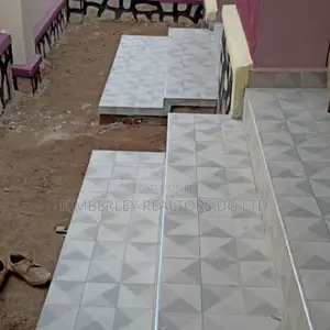 4bdrm Duplex in Mukono TC for sale