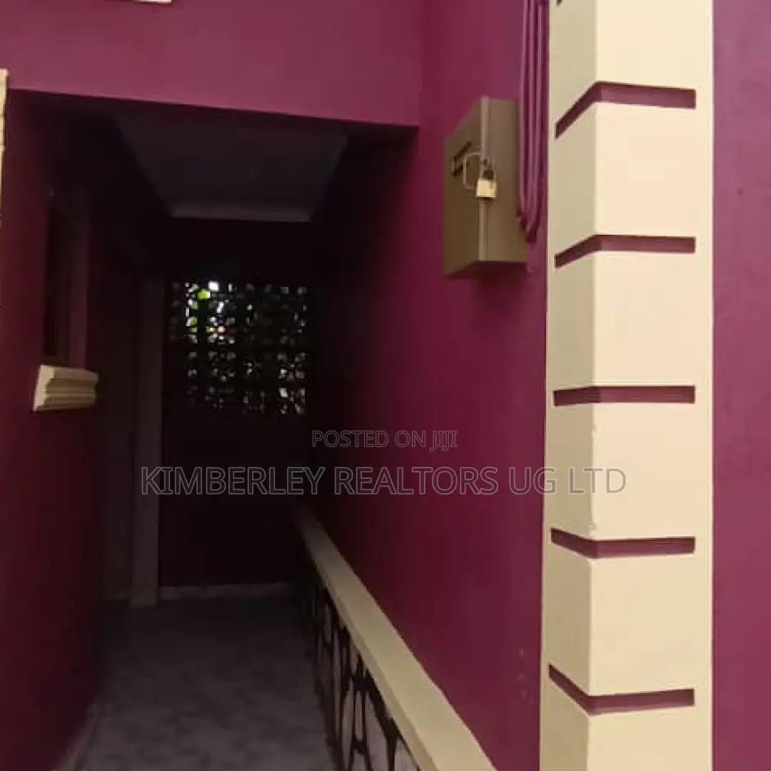 4bdrm Duplex in Mukono TC for sale