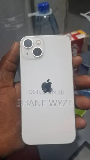 Apple iPhone 13 128 GB White