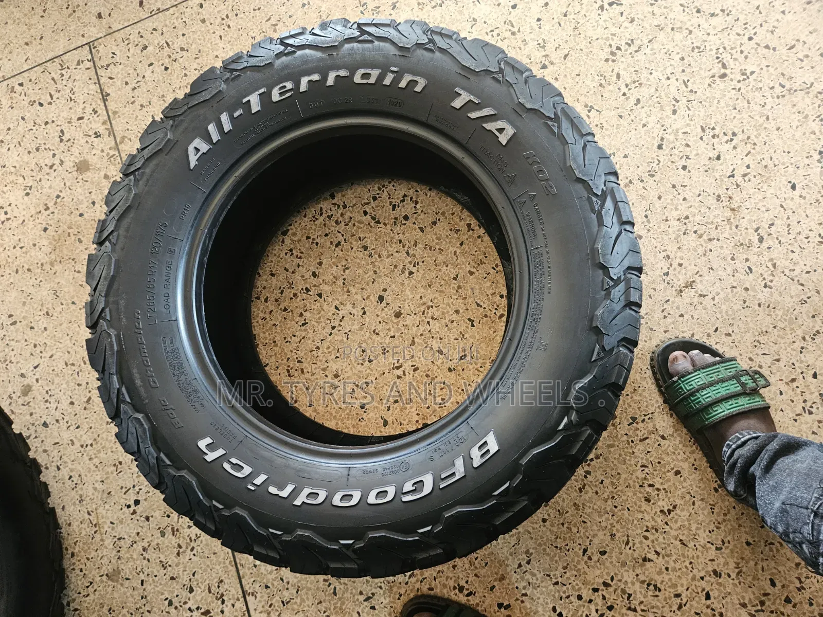 265 65 R17 BFGoodrich All Terrain AT Used Bt Still Gd Tires Almost New