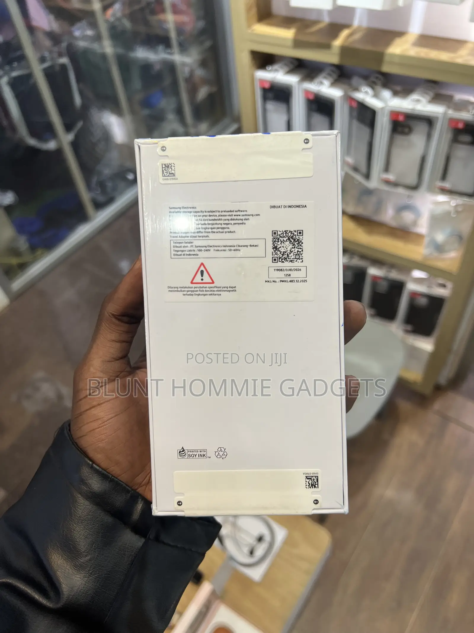 New Samsung Galaxy A57 128 GB Purple