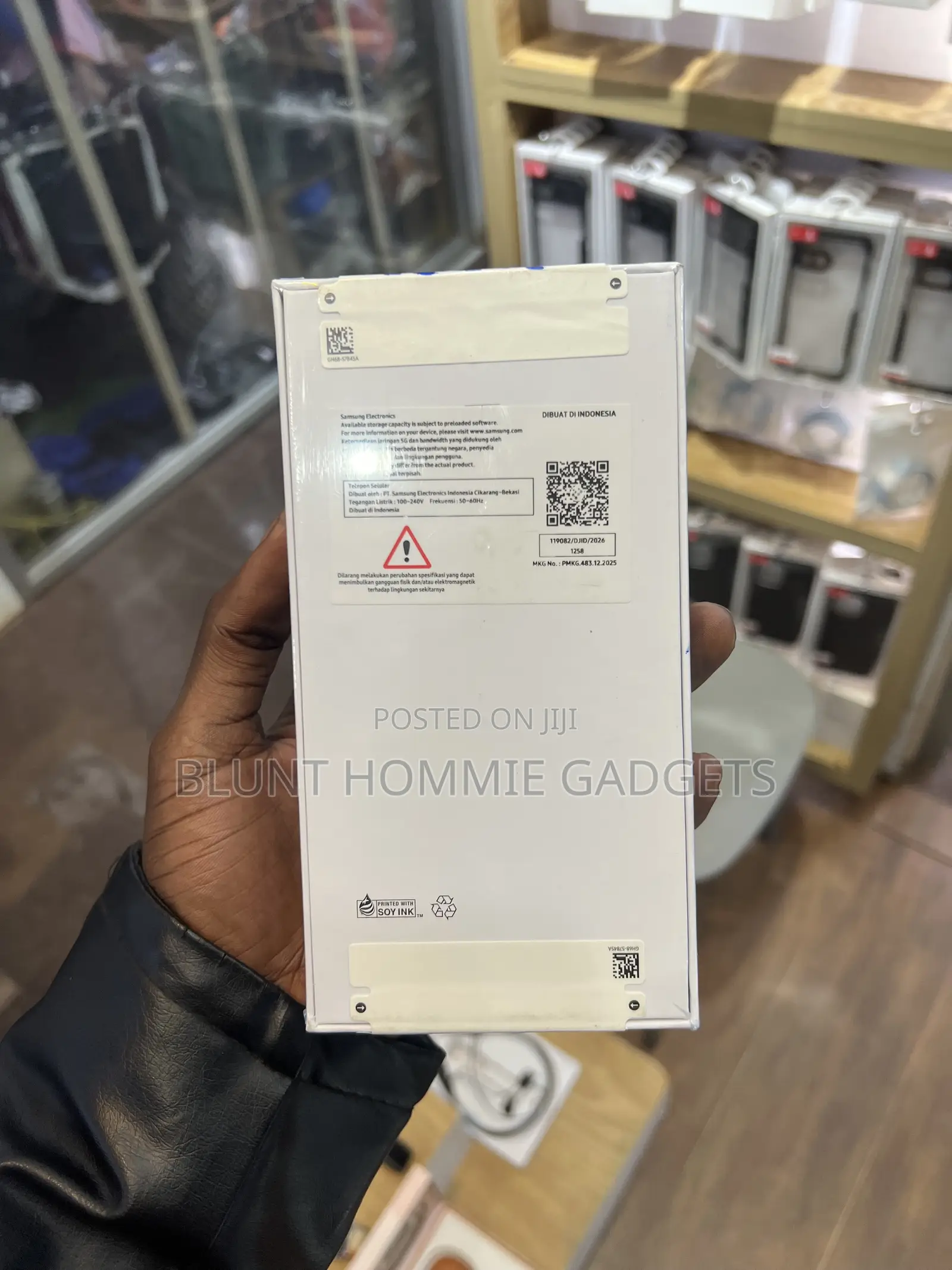 New Samsung Galaxy A57 128 GB Purple