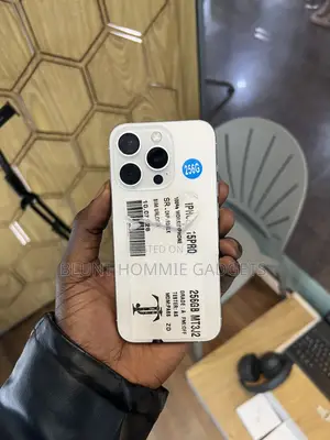 Apple iPhone 15 Pro 256 GB White