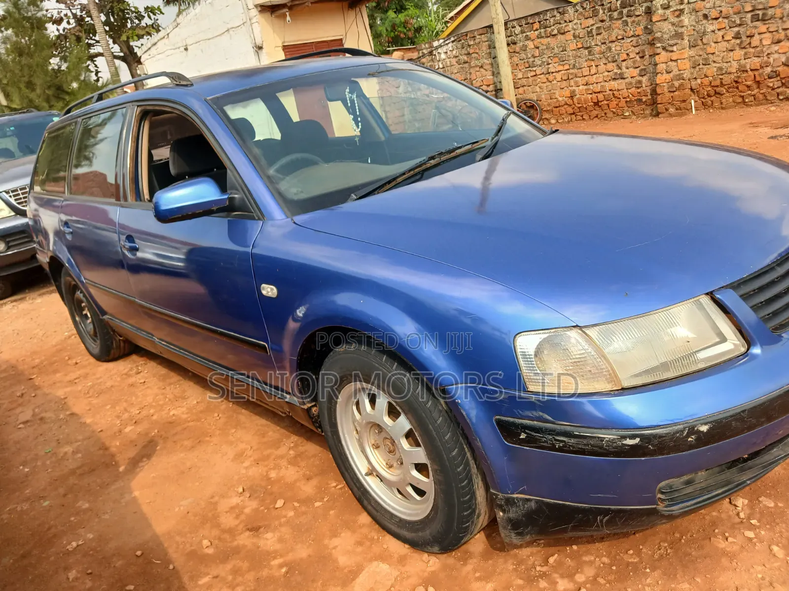 Volkswagen Passat 2004 Blue