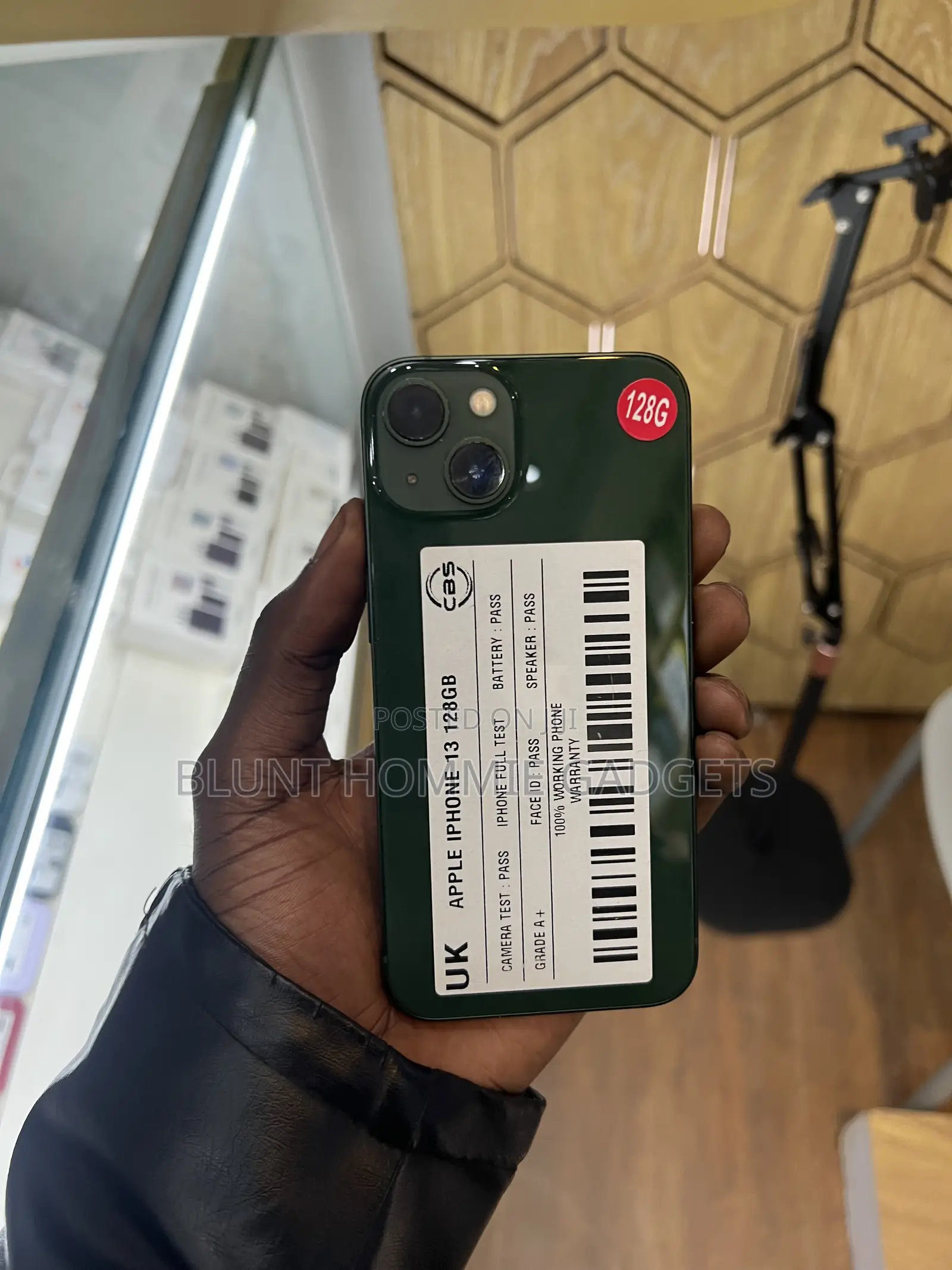 Apple iPhone 13 128 GB Green