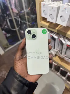 Apple iPhone 15 128 GB Green