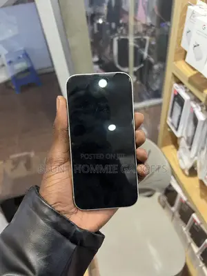 Apple iPhone 15 128 GB Green