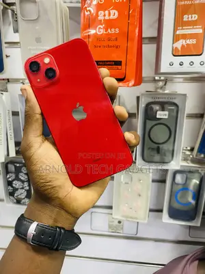 Apple iPhone 13 128 GB Red