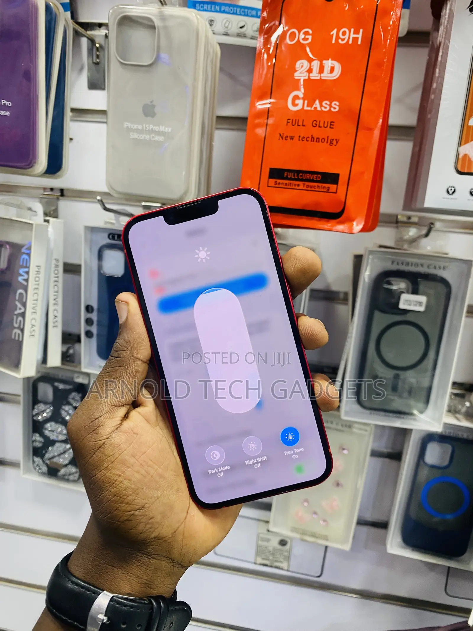 Apple iPhone 13 128 GB Red
